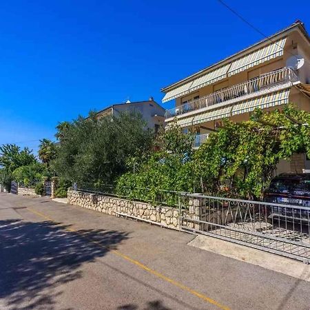 Four-Bedroom Apartment In Crikvenica II Ngoại thất bức ảnh