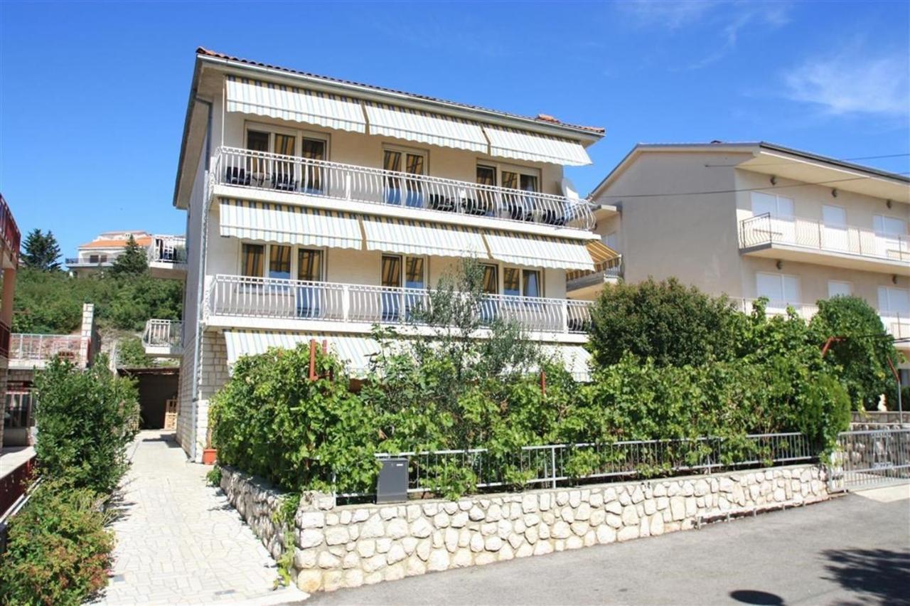 Four-Bedroom Apartment In Crikvenica II Ngoại thất bức ảnh