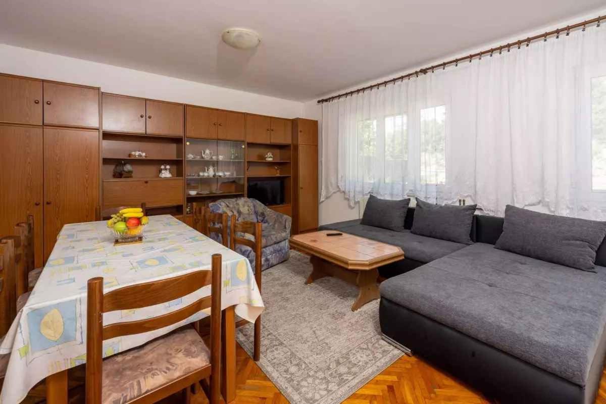 Four-Bedroom Apartment In Crikvenica II Ngoại thất bức ảnh