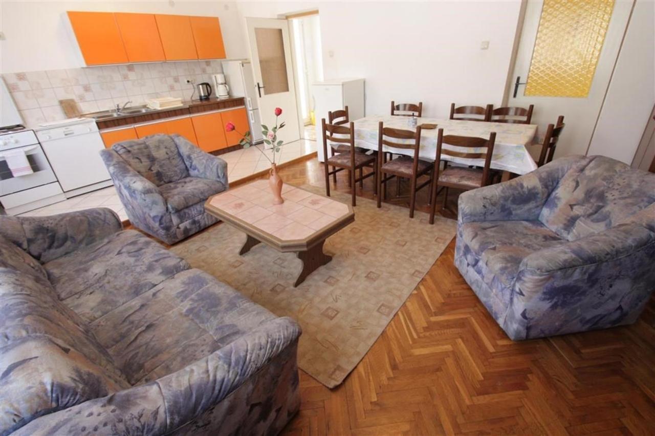 Four-Bedroom Apartment In Crikvenica II Ngoại thất bức ảnh